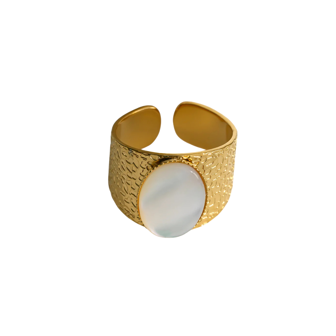 Bague dorée large avec pierre blanche - 42 roses