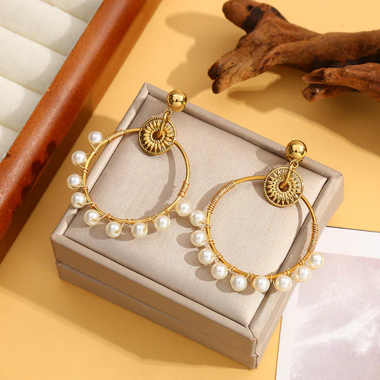 Boucles d'oreilles dorées cercle avec perle - 42 roses
